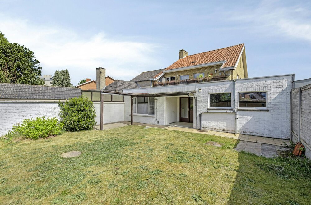 eigendom-te-koop-met-2-appartementen-te-sint-andries018.jpg