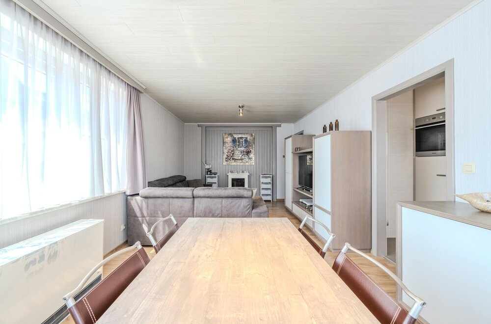 centraal-gelegen-hoekappartement-in-centrum-en-vlakbij-zee-003.jpg