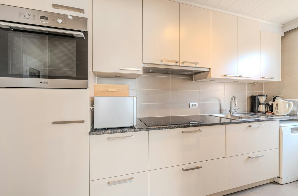 centraal-gelegen-hoekappartement-in-centrum-en-vlakbij-zee-004.jpg