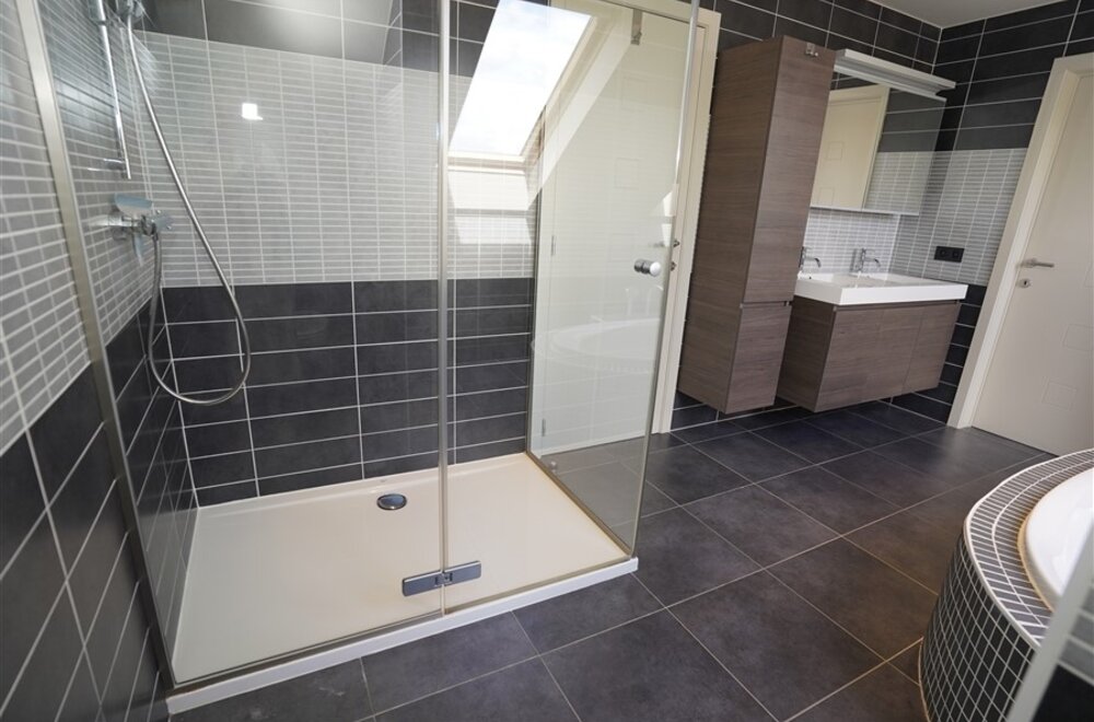 bijzonder-uime-halfopen-woning-met-landelijke-rust-op-954-m-020.jpg