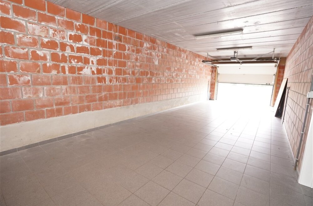 bijzonder-uime-halfopen-woning-met-landelijke-rust-op-954-m-024.jpg