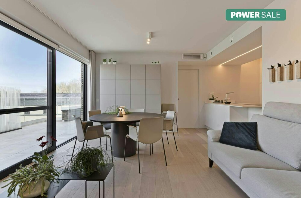 modern-appartement-met-royaal-terras-te-koop-in-roeselare001.jpg