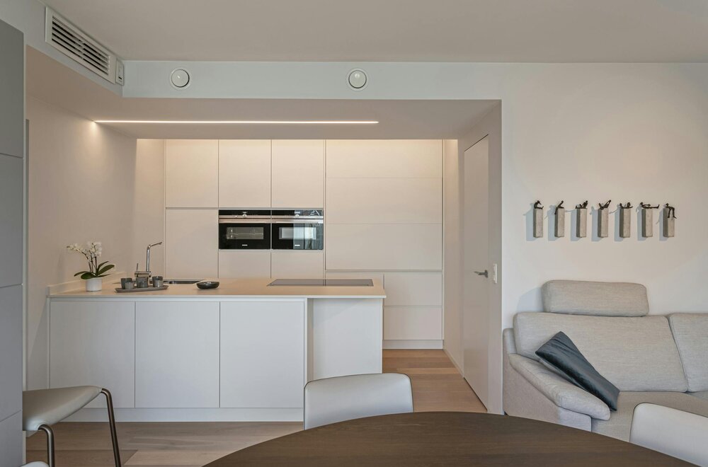 modern-appartement-met-royaal-terras-te-koop-in-roeselare003.jpg