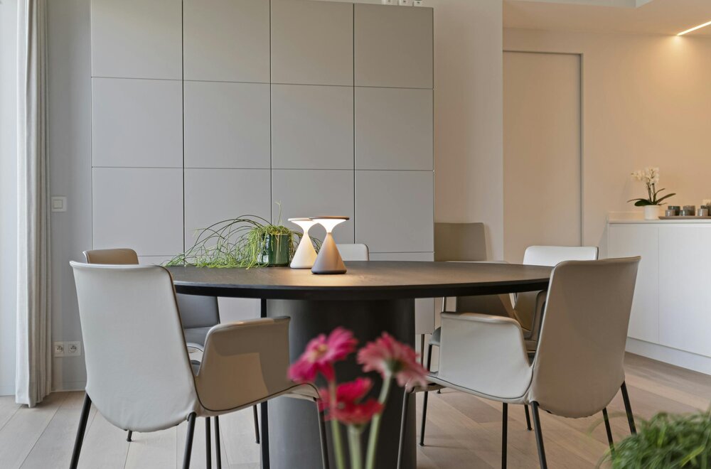 modern-appartement-met-royaal-terras-te-koop-in-roeselare004.jpg