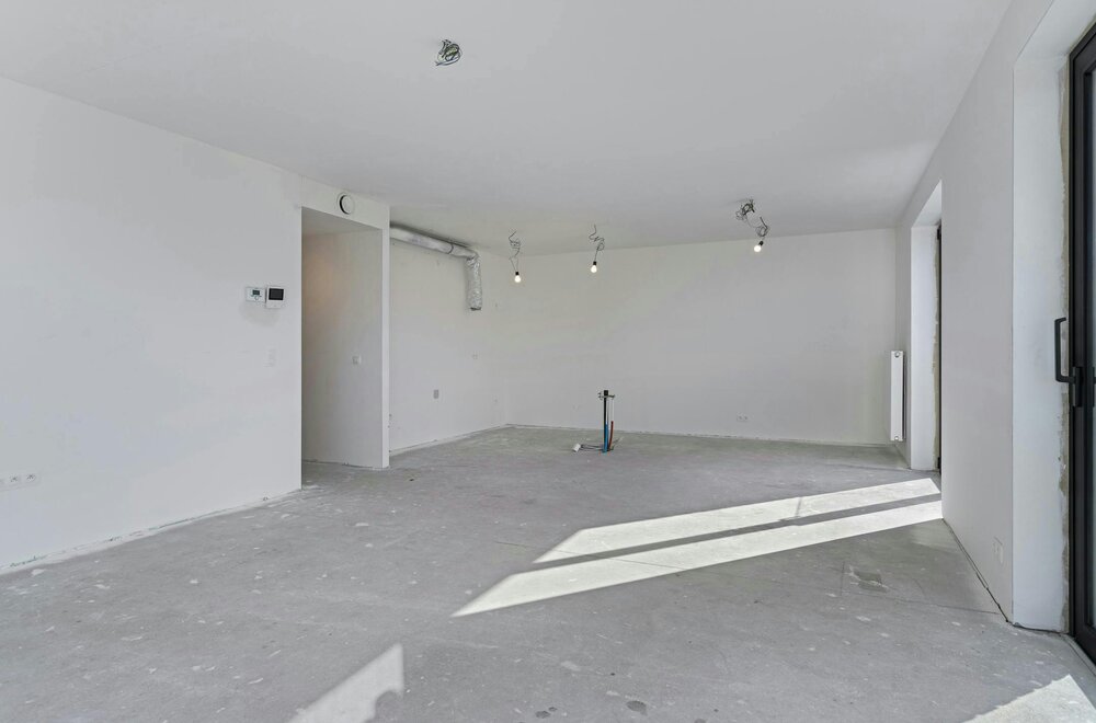 modern-appartement-met-royaal-terras-te-koop-in-roeselare014.jpg