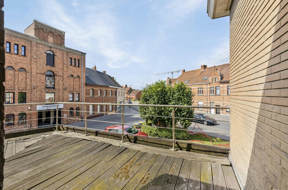 op-te-frissen-opbrengsteigendom-te-koop-in-centrum-ieper009.jpg