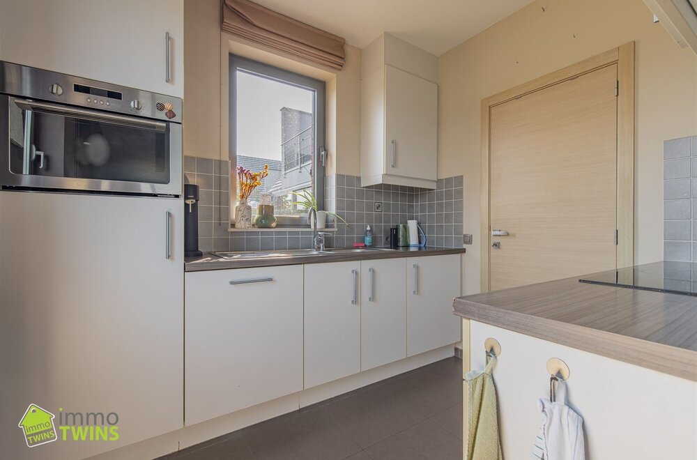 instapklaar-appartement-met-terras-te-moerzeke004.jpg