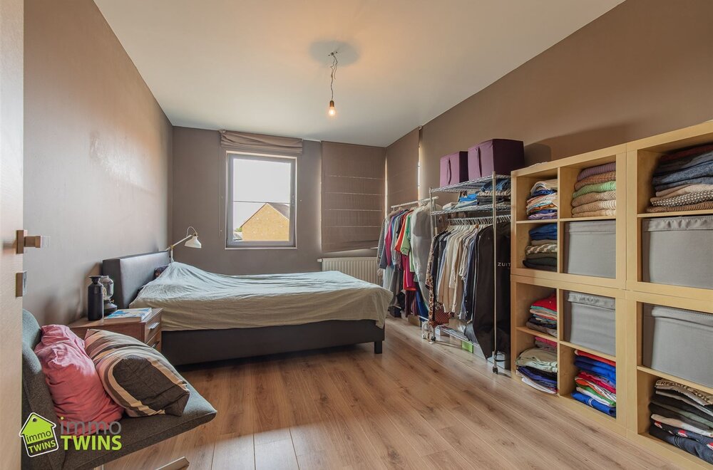 instapklaar-appartement-met-terras-te-moerzeke006.jpg