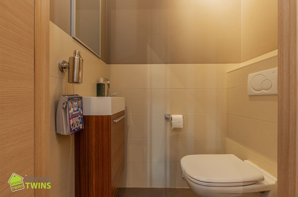 instapklaar-appartement-met-terras-te-moerzeke010.jpg