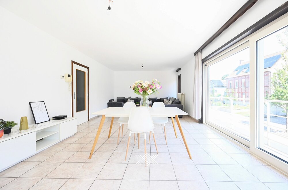 appartement-met-2-slaapkamers-en-garagebox-vlakbij-het-centrum-van-machelen004.jpg