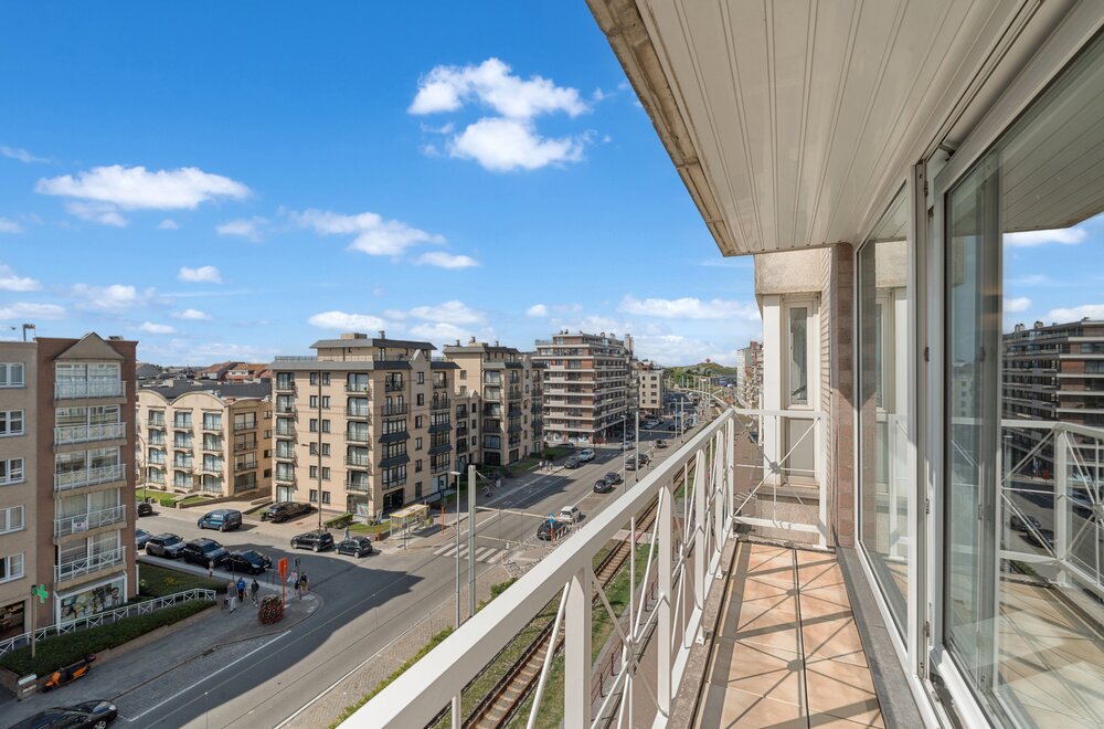 gerenoveerd-appartement-met-open-zicht-en-zuidgericht-terras001.jpg