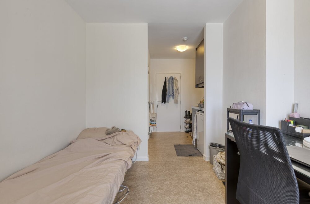 uniek-pand-met-appartement-en-3-studentenkamers-in-sint-michiels018.jpg