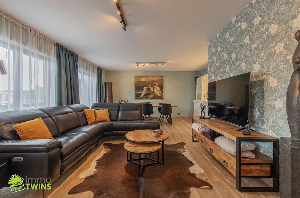 gerenoveerd-3-slpk-appartement-109m-met-ruim-dakterras-40m-001.jpg