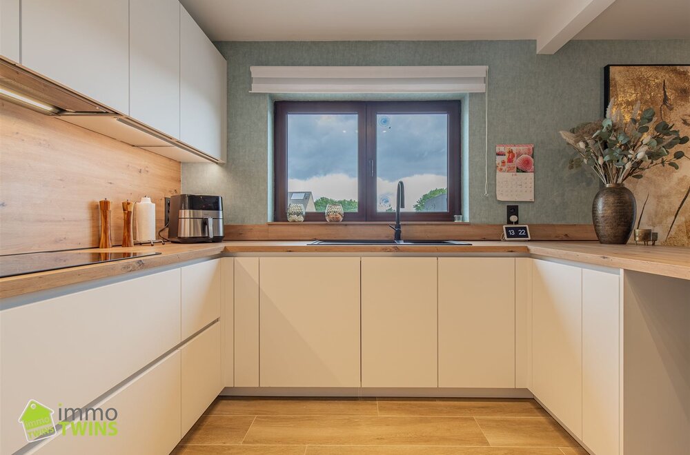 gerenoveerd-3-slpk-appartement-109m-met-ruim-dakterras-40m-006.jpg