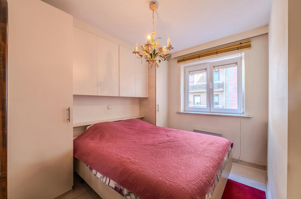 centraal-gelegen-appartement-met-twee-slaapkamers-te-koop-op-topligging-007.jpg