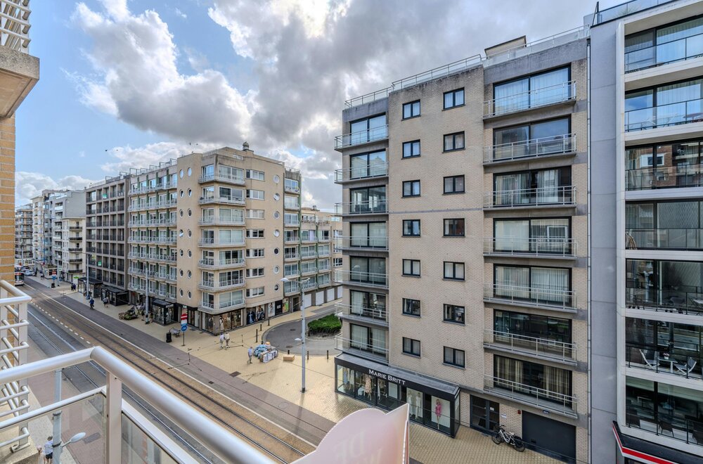 centraal-gelegen-appartement-met-twee-slaapkamers-te-koop-op-topligging-011.jpg