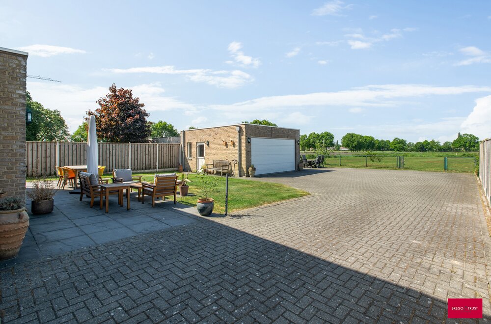 duurzame-villa-met-dubbele-woonfunctie-en-prachtig-uitzicht-in-poppel-025.jpg