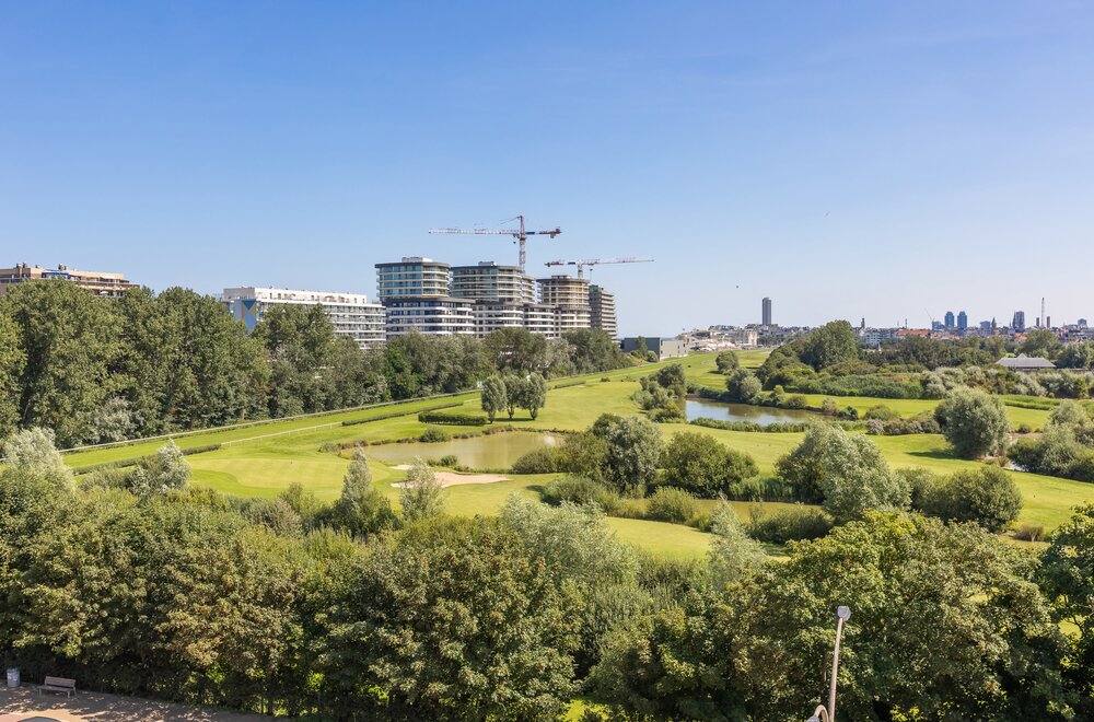 appartement-met-prachtig-uitzicht-over-de-wellington-golf-in-oostende001.jpg