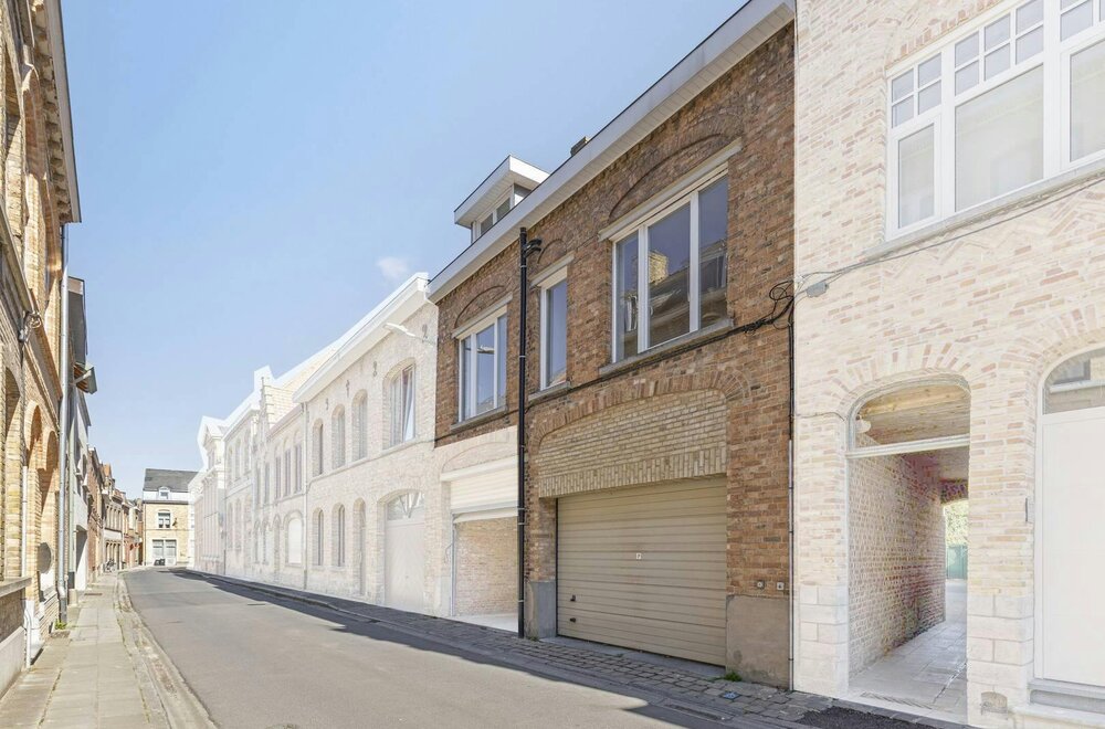 huis-te-koop-in-het-centrum-van-ieper-005.jpg