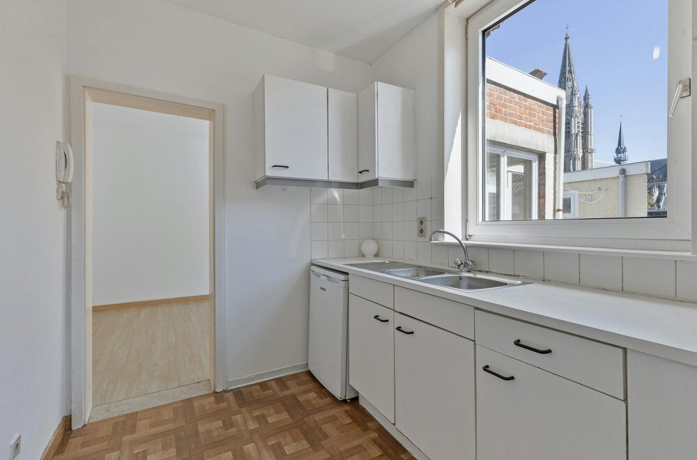 huis-te-koop-in-het-centrum-van-ieper-007.jpg