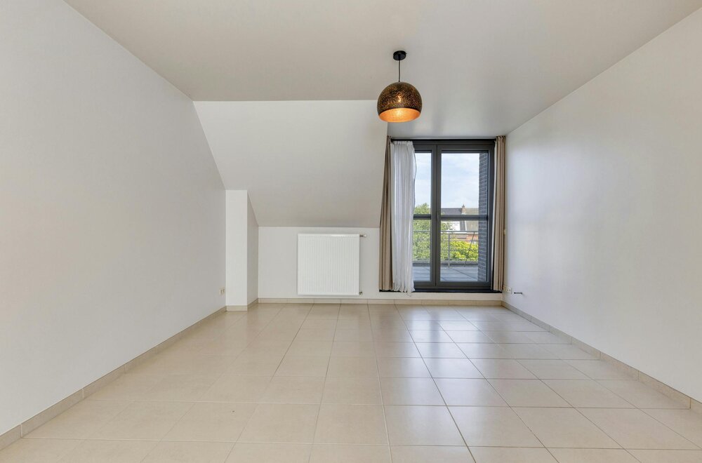 tof-dakappartement-met-ruim-terras-en-garage-te-koop-in-rumst002.jpg