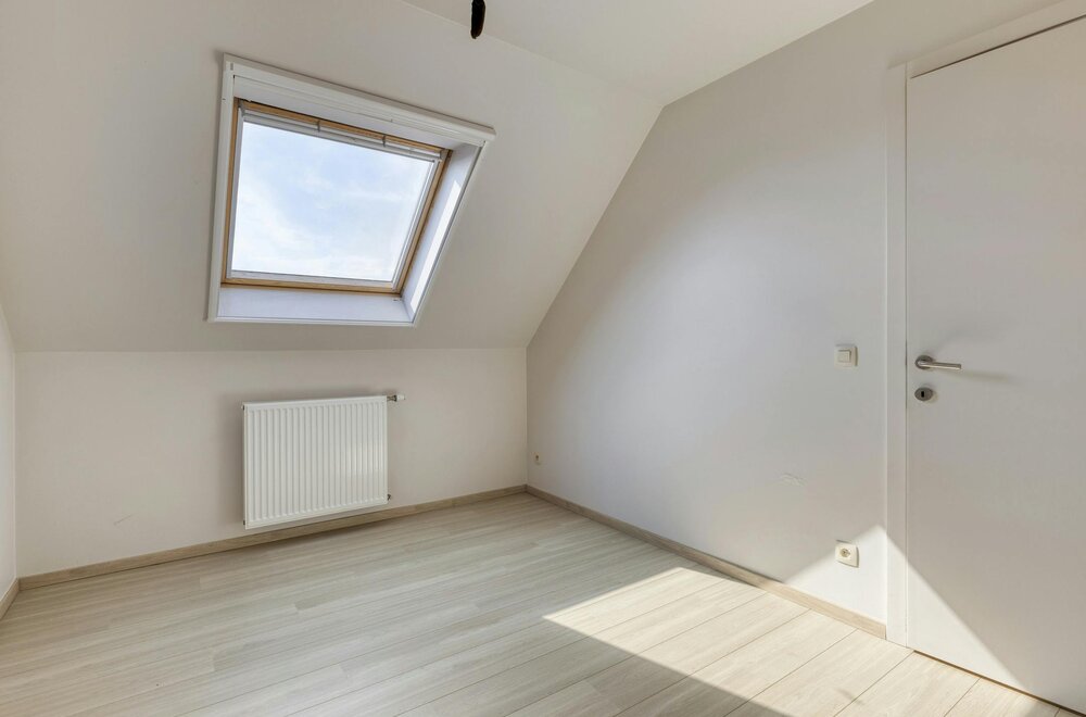 tof-dakappartement-met-ruim-terras-en-garage-te-koop-in-rumst005.jpg