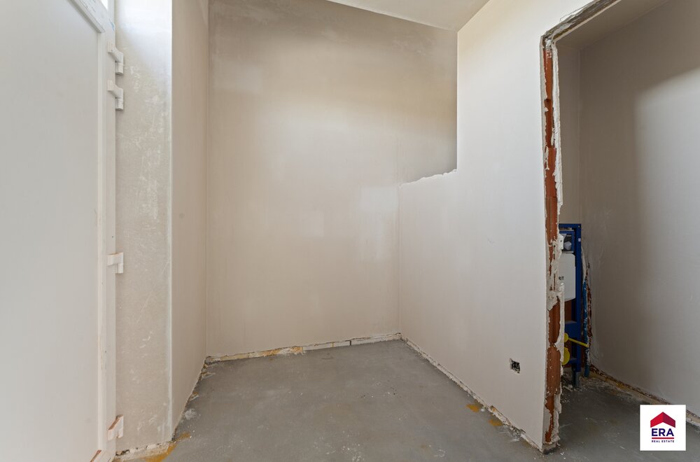 prachtige-nieuwbouwwoning-met-4-slpks-op-536m-in-aarsele-007.jpg