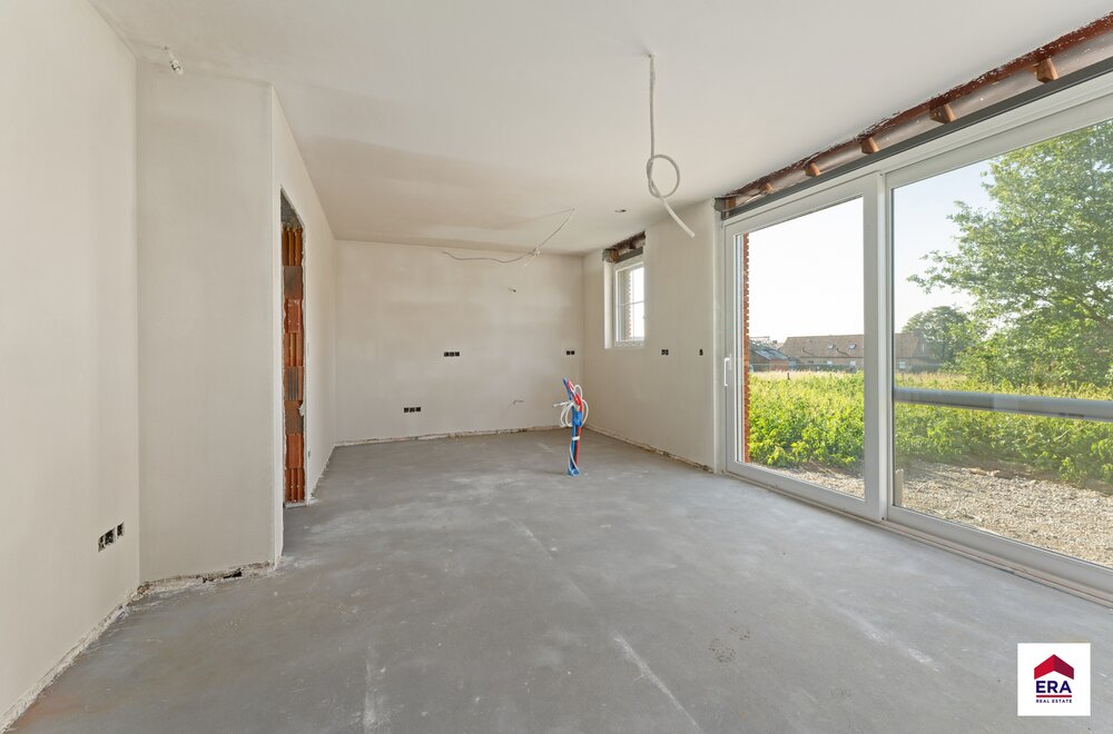prachtige-nieuwbouwwoning-met-4-slpks-op-536m-in-aarsele-014.jpg