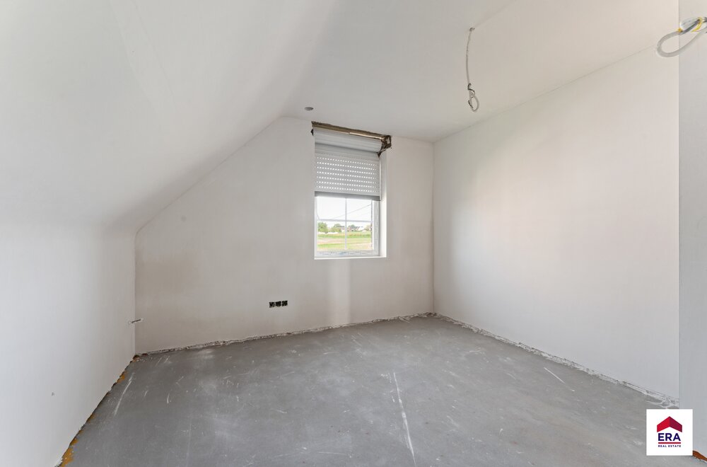 prachtige-nieuwbouwwoning-met-4-slpks-op-536m-in-aarsele-021.jpg