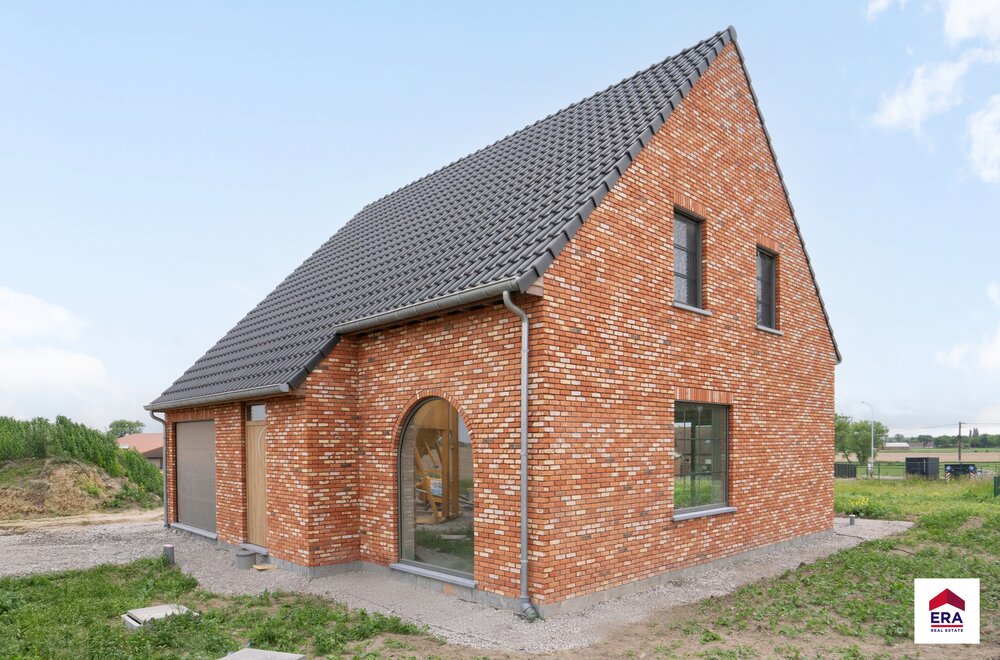 prachtige-nieuwbouwwoning-met-4-slpks-op-598m-in-aarsele001.jpg