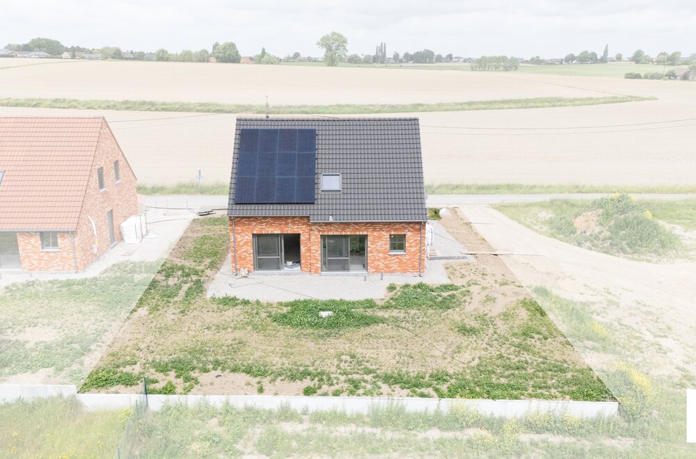 prachtige-nieuwbouwwoning-met-4-slpks-op-598m-in-aarsele003.jpg