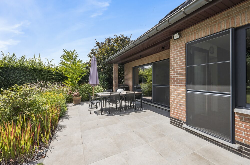 instapklare-woning-met-4-slaapkamers-garage-en-zonnige-tuin003.jpg