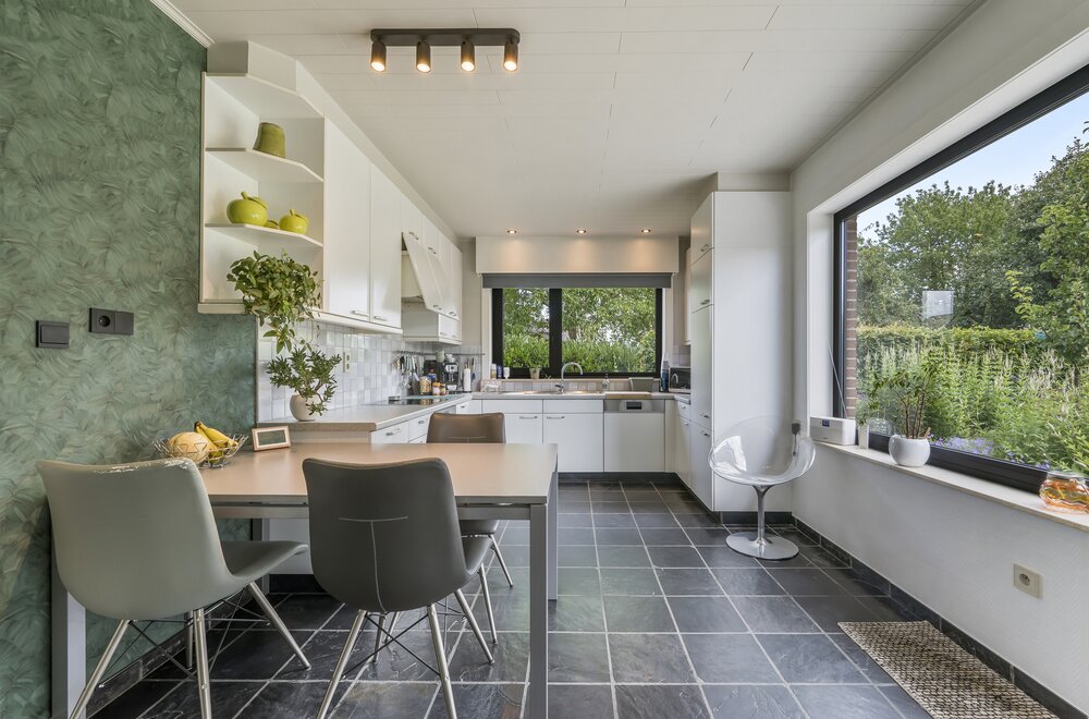 instapklare-woning-met-4-slaapkamers-garage-en-zonnige-tuin019.jpg