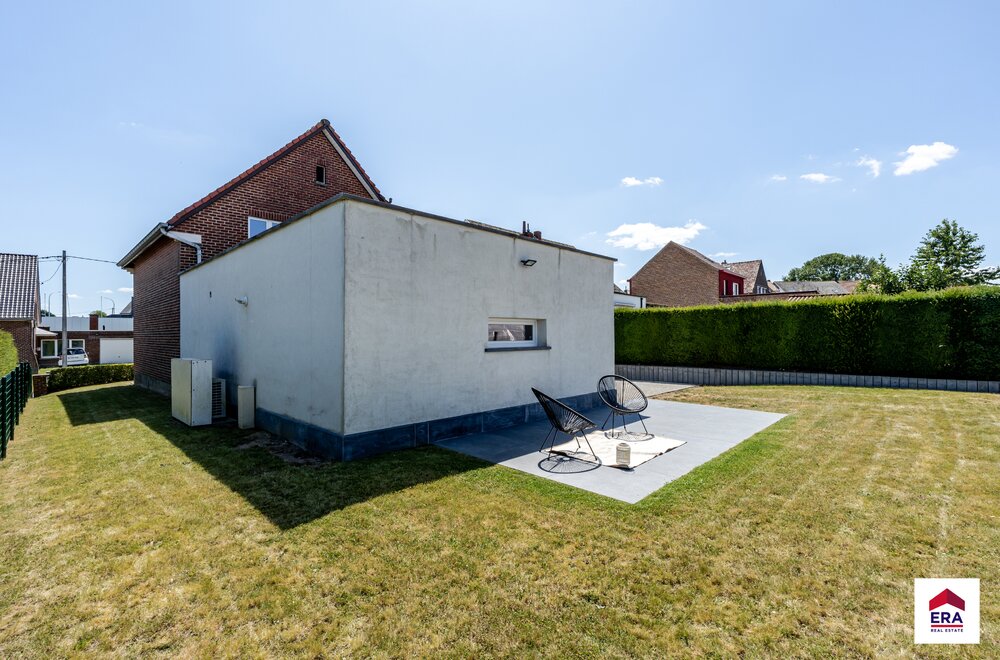 gerenoveerde-moderne-woning-met-3-slaapkamers-en-garage013.jpg