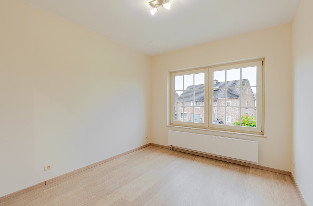instapklare-halfopen-bebouwing-met-vier-slaapkamers-016.jpg