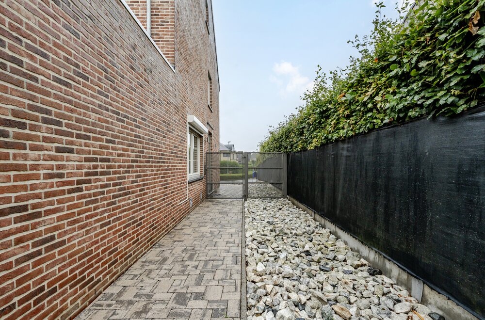 instapklare-halfopen-bebouwing-met-vier-slaapkamers-022.jpg