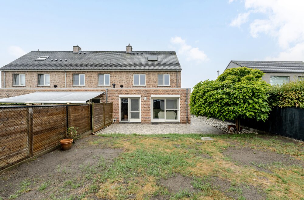 instapklare-halfopen-bebouwing-met-vier-slaapkamers-026.jpg