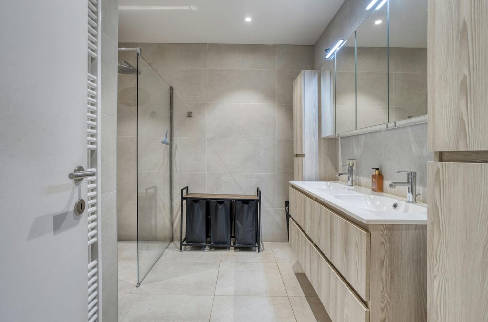 recente-woning-met-4-slaapkamers-te-koop-in-knokke-heist008.jpg