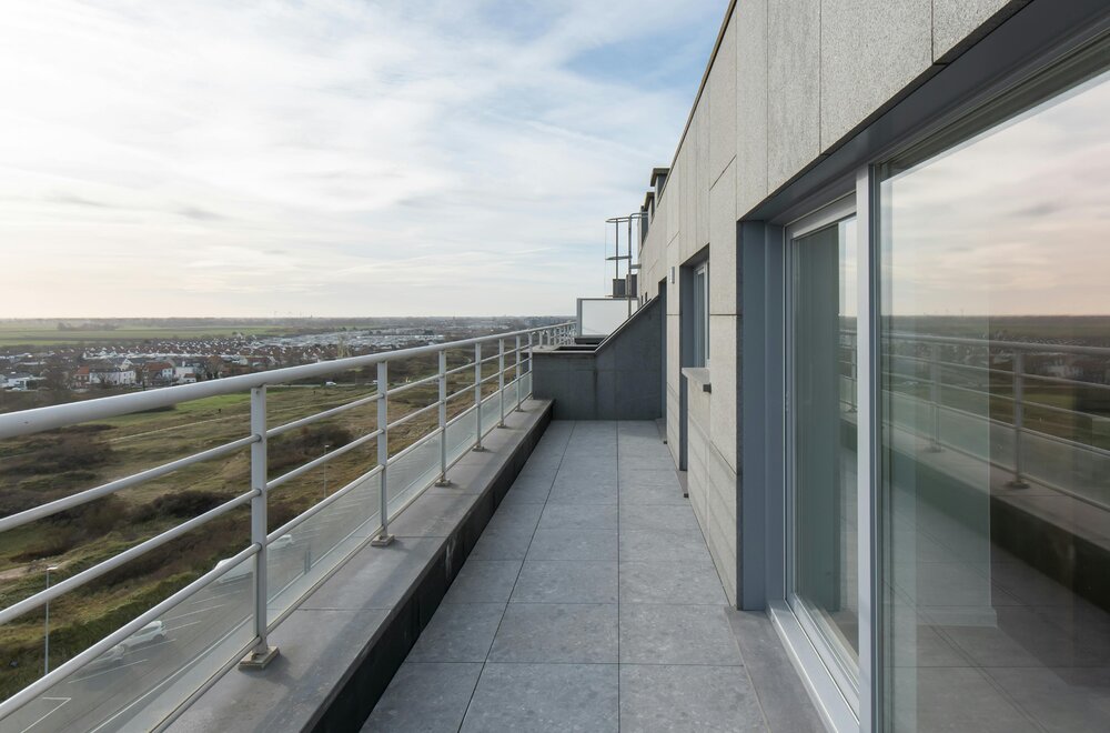 uitzonderlijke-penthouse-met-frontaal-zeezicht-duinenzicht007.jpg