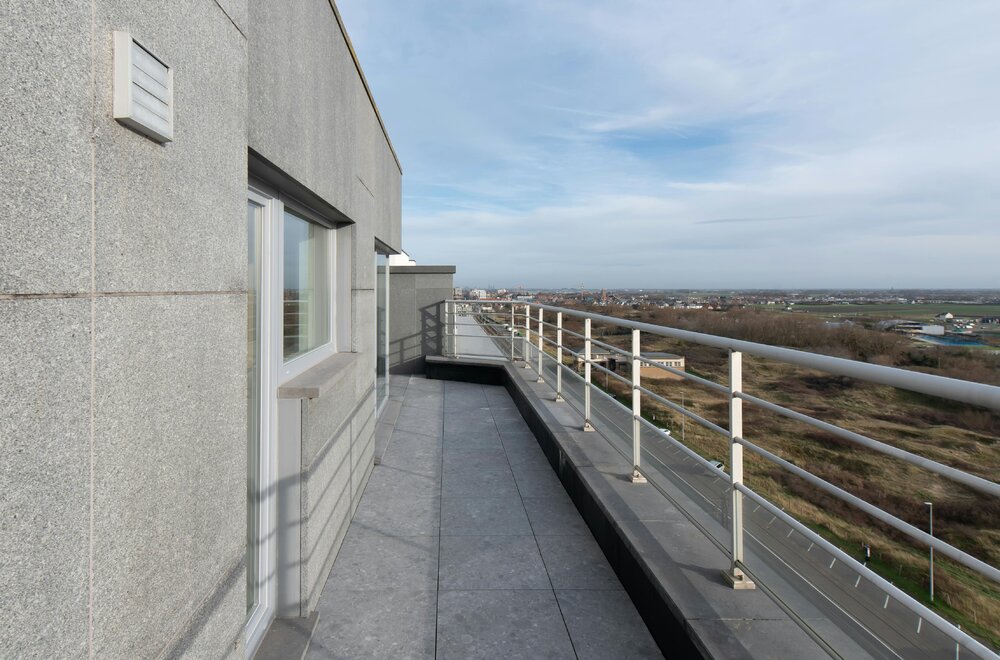 uitzonderlijke-penthouse-met-frontaal-zeezicht-duinenzicht017.jpg