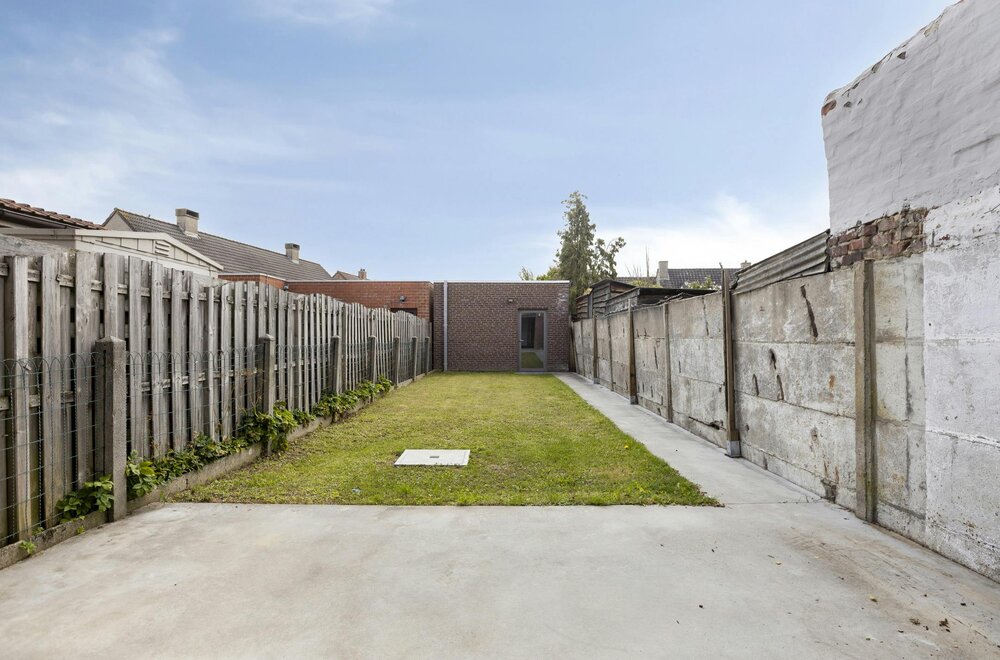 instapklaar-volledig-gerenoveerd-huis-te-koop-met-zonnige-tuin-en-garage007.jpg
