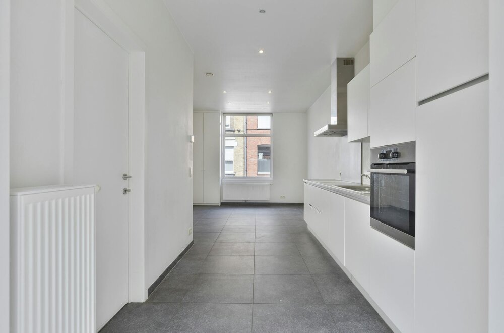 instapklaar-volledig-gerenoveerd-huis-te-koop-met-zonnige-tuin-en-garage009.jpg