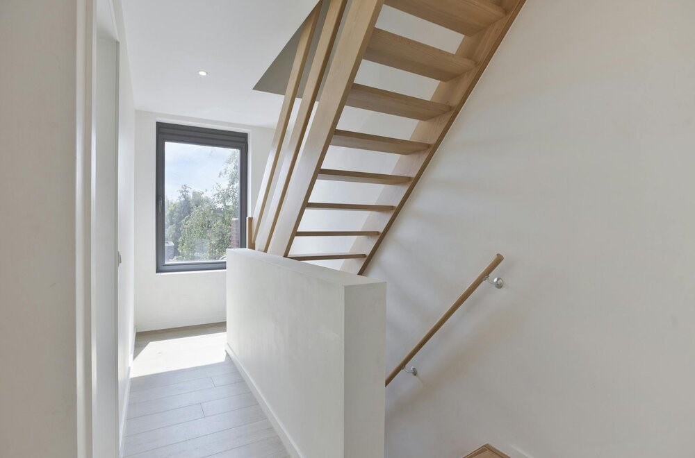 instapklaar-volledig-gerenoveerd-huis-te-koop-met-zonnige-tuin-en-garage013.jpg