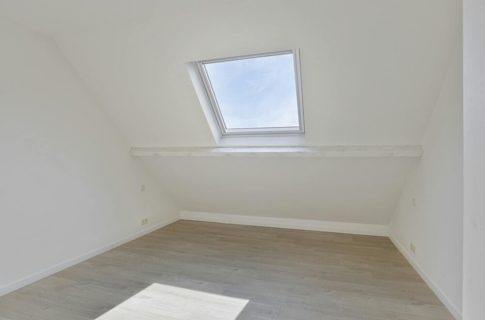 instapklaar-volledig-gerenoveerd-huis-te-koop-met-zonnige-tuin-en-garage019.jpg