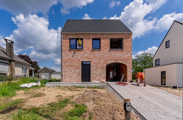 9400 Nederhasselt