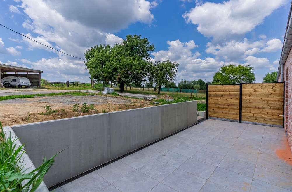 lot-1012.jpg