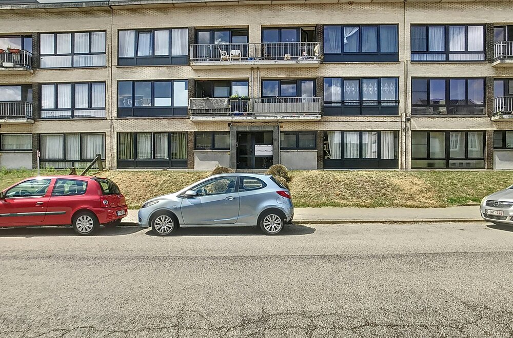 opbrengsteigendom-met-6-appartementen-en-6-garages-in-temse003.jpg