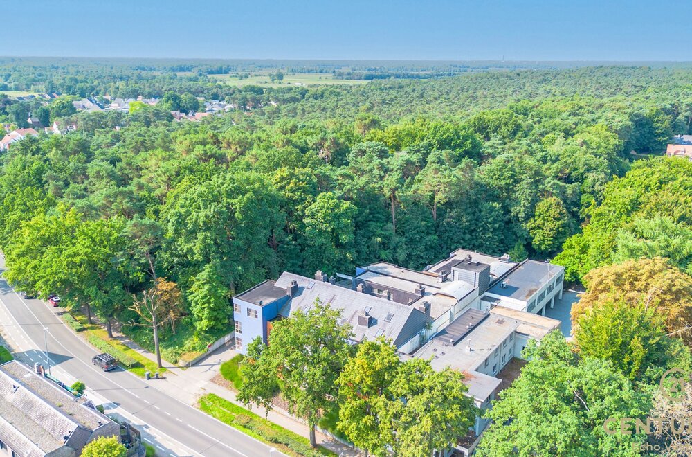 luxe-ruime-penthouse-192m-met-groot-terras-tegen-het-bos001.jpg