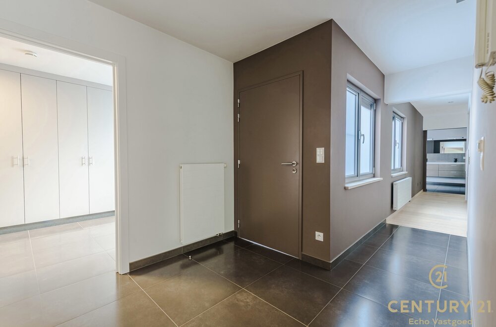 luxe-ruime-penthouse-192m-met-groot-terras-tegen-het-bos006.jpg