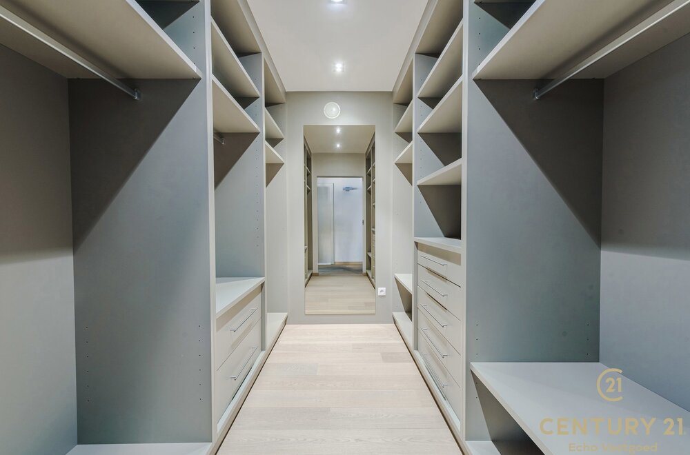 luxe-ruime-penthouse-192m-met-groot-terras-tegen-het-bos018.jpg